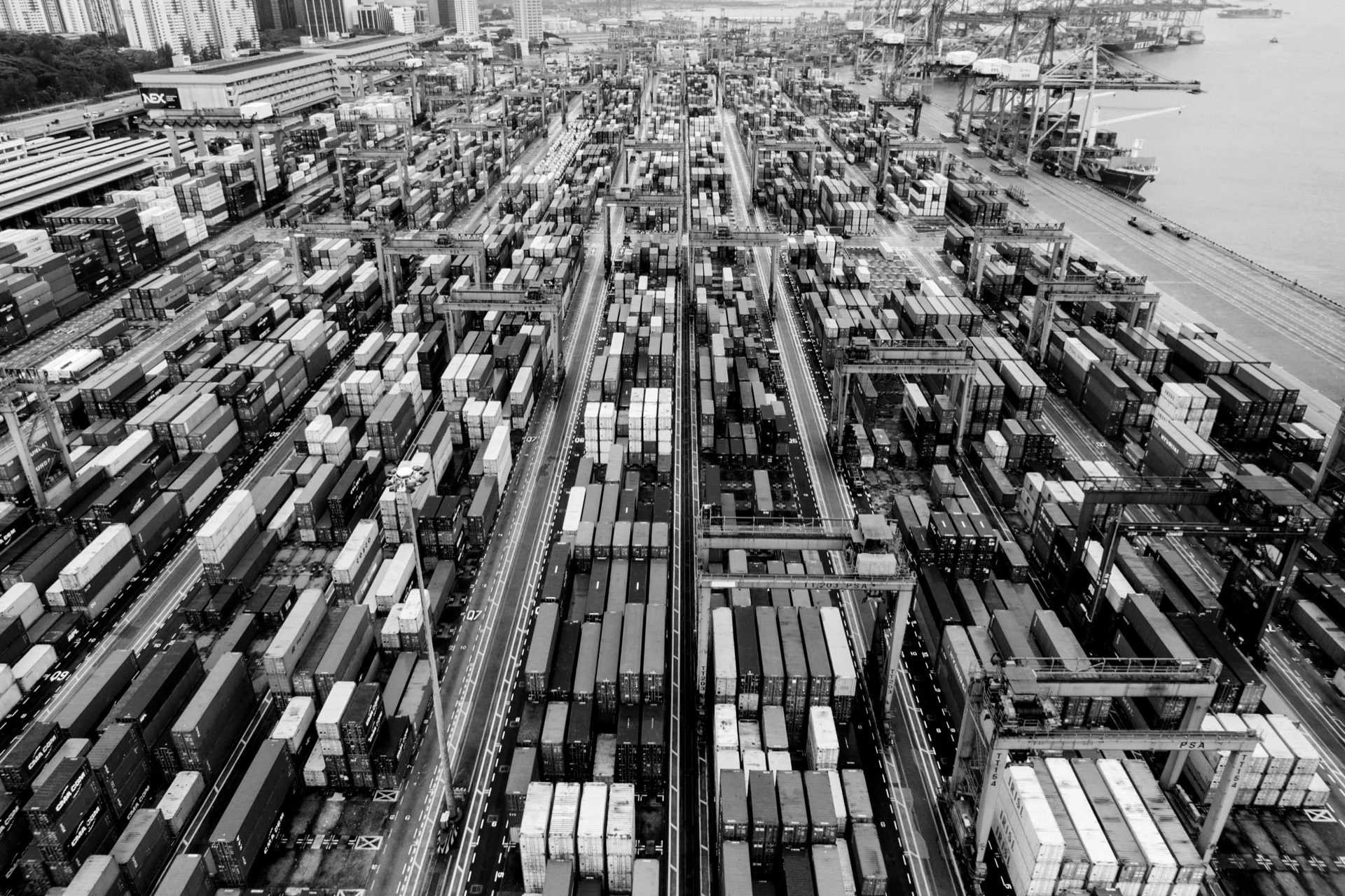 Vue aérienne d’un terminal à conteneurs
